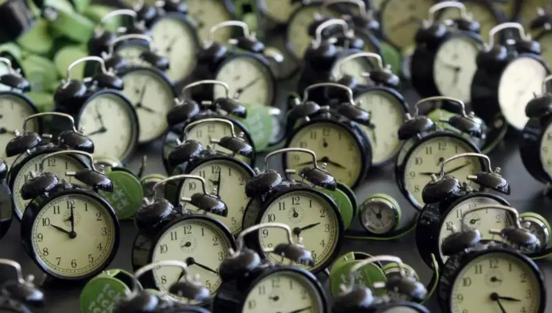 Sabahları Alarm Ertelemek Demans Riskinizi Artırabilir: Uzmanlardan Şaşırtan Uyarılar