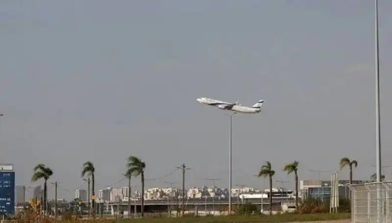 Yemenli Husiler, Ben Gurion Havalimanı'nı Hedef Aldı: Olayın Detayları