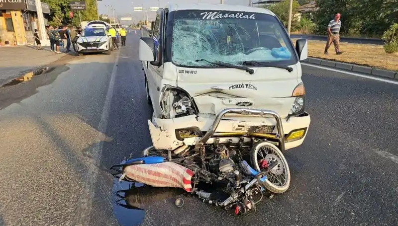 Aydın’da Motosiklet ile Kamyonet Çarpıştı: Feci Kaza Can Aldı