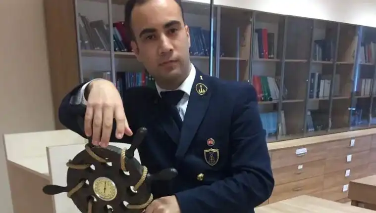Acı Haber: Stajyer Denizci Berkan'ın Trajik Kaybı Tüm Türkiye'yi Yas'a Boğdu