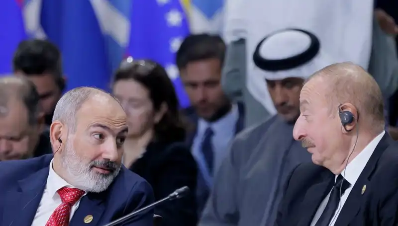 Aliyev ve Paşinyan Barış İçin Tarihi Bir Görüşme Gerçekleştiriyor