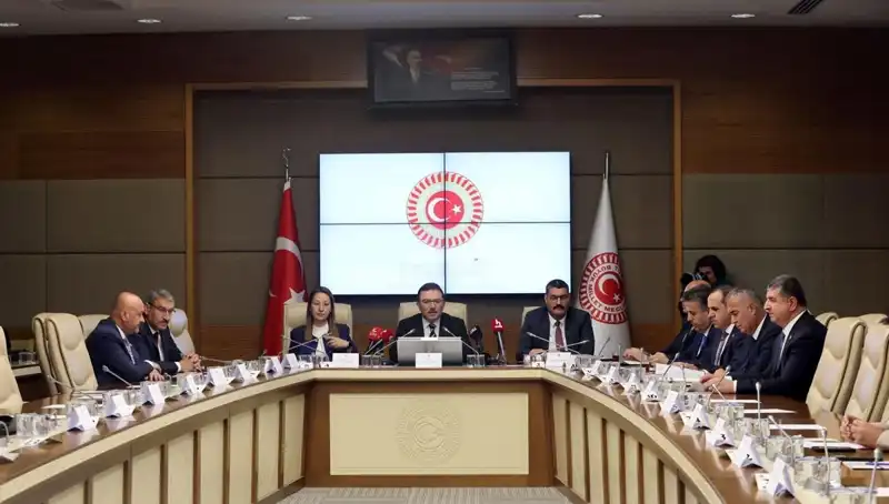 Meclis'in Kartalkaya Yangın Faciası Üzerine Sıkı Takibi: Vali'nin Sözleri Gündem Oldu