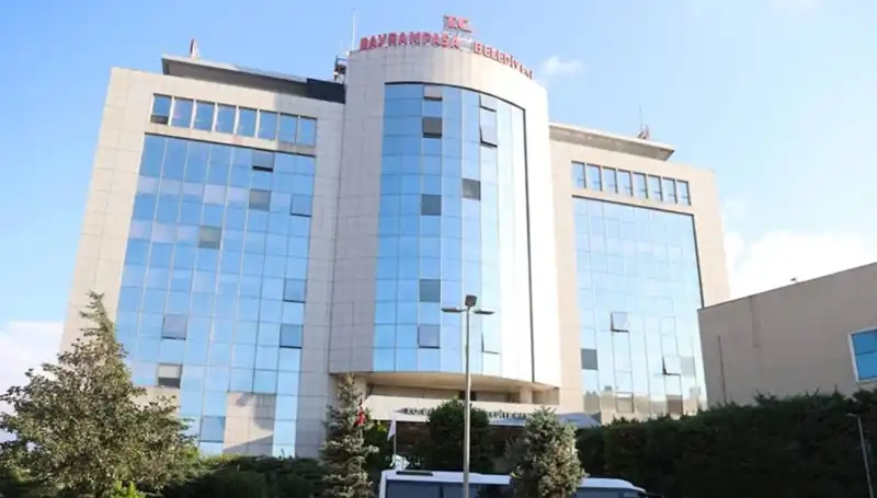 Bayrampaşa Belediyesi'nde Sıcak Gelişmeler: CHP'nin Üye Sayısı 18'e Düştü
