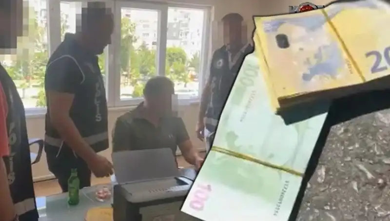 Antalya'da Eş Zamanlı Rüşvet Operasyonu: Suçüstü Yakalandılar