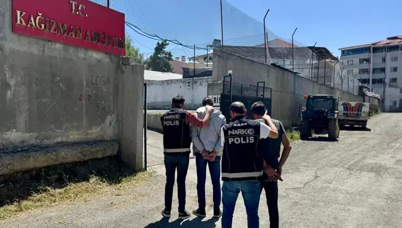Kars'ta Uyuşturucu Operasyonu: İki Kişi Tutuklandı, Şok Edici Detaylar Ortaya Çıktı