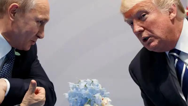 Trump'tan Çarpıcı Açıklama: Putin ile İlişkilerim Hala Devam Ediyor