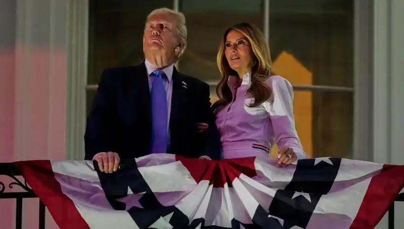 Trump ve Putin: Melania'nın Gölgesinde Şekillenen Diplomasi İlişkileri