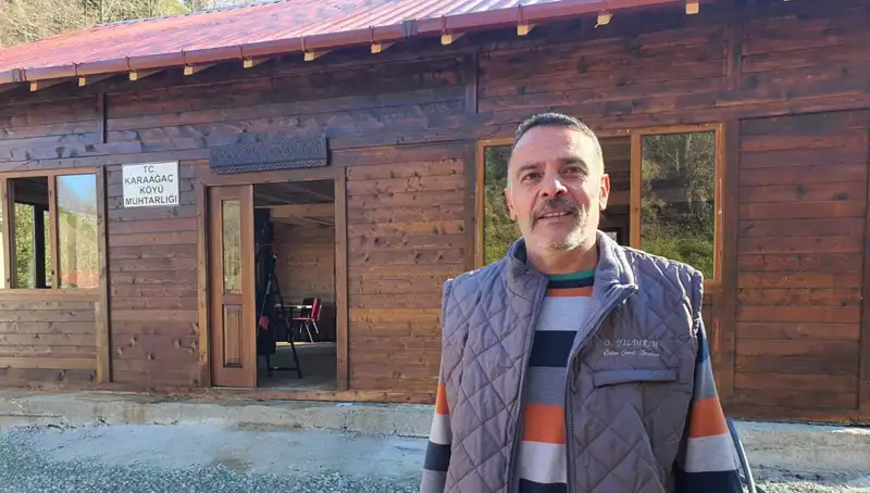 Muhtar, Hayvanlarını Satarak Köyüne Sosyal Tesis Kazandırdı
