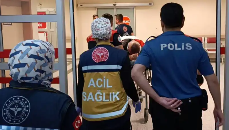 Soruşturma Başlatıldı: Polis Ekipleri Kazada Yaralandı