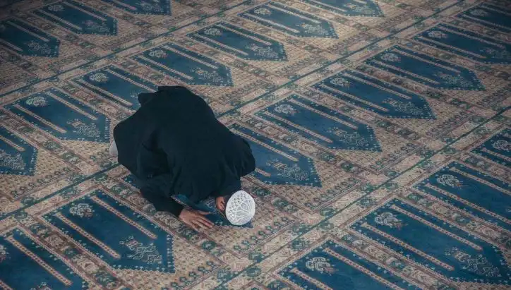 Günlük Hayatta Cuma Namazı: 12 Eylül'de Cuma Namazı Saatleri ve Kılınışı