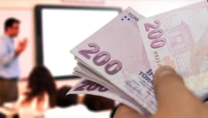 2025 Yılında Öğretmen Maaşları Ne Kadar Olacak? Uzman Öğretmenler İçin Yeni Düzenlemeler!
