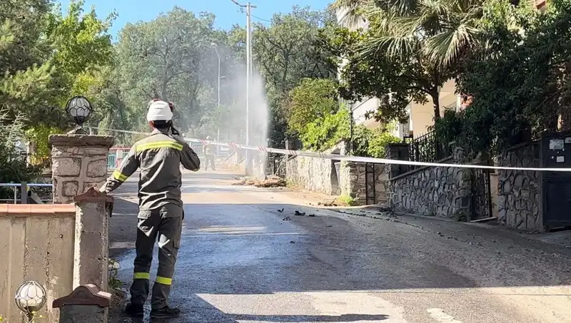 Bursa'daki Doğalgaz Patlaması: Üç İşçi Yaralandı, Kentte Panik Yaşandı