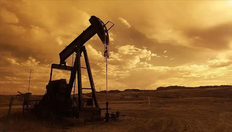 Orta Doğu'da Sıcak Gece: Petrol Fiyatları Yükselişe Geçti!
